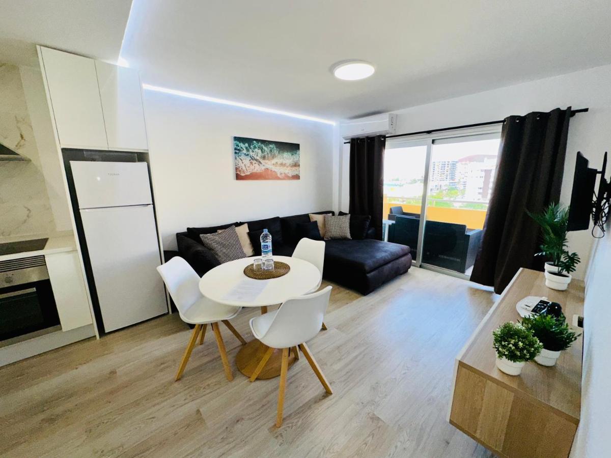 Newly Renovated Vistas Muelle De Los Cristianos Pier View Free Wifi Arona  Extérieur photo