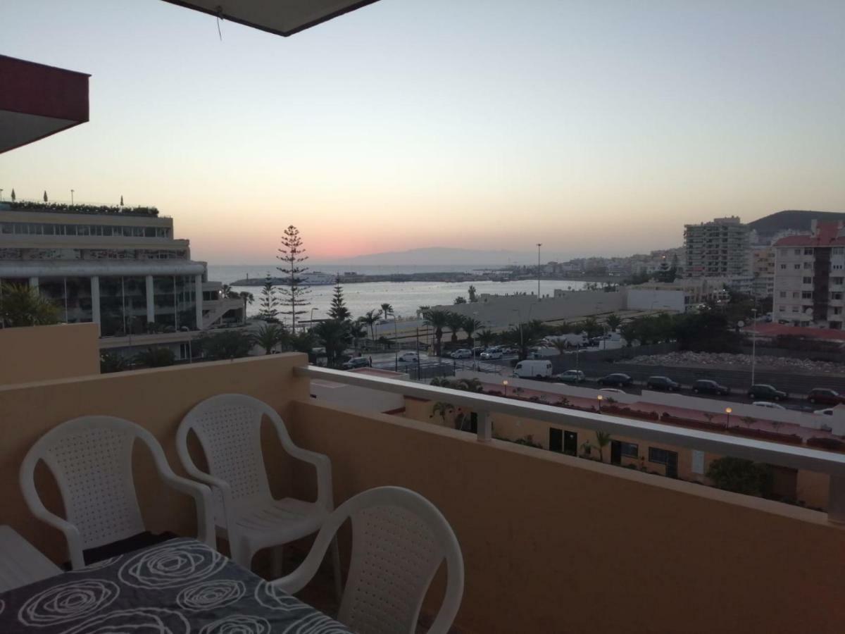 Newly Renovated Vistas Muelle De Los Cristianos Pier View Free Wifi Arona  Extérieur photo
